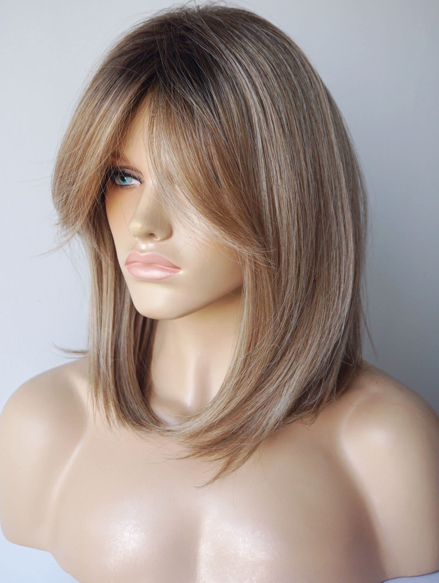 Wigs for white women blonde bob wig medium length wigs for women persma skin part blonde with dark roots Synthetic wig for white Women (Blobde mixed bob)